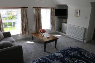 Ty Nant Little Haven - Little Haven - 8