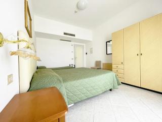 Hotel Reginella - SantʼAgata sui Due Golfi - 7