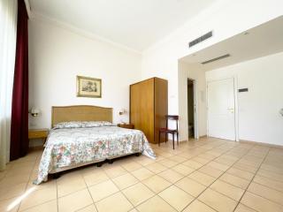 Hotel Reginella - SantʼAgata sui Due Golfi - 8