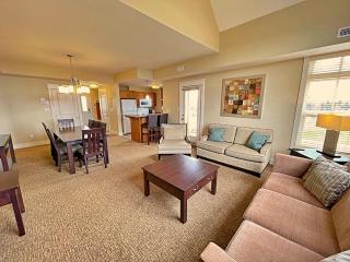 Spacious Blue Mountain 2 Storey - Wifi, Pool, Close to the Village & Golf - Blue Mountains - 3