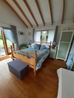 Three Oaks Nursery - Chichester - 7