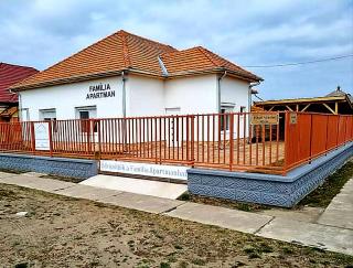 Família Apartman Cserkeszőlő - 9