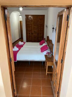 Hostal Ciudad Encantada - 2