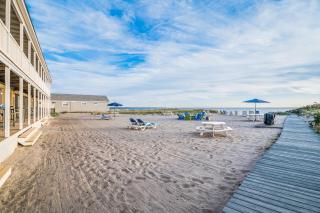Sandbars Inn - North Truro - 1