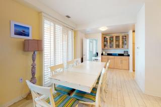 The Sanctuary - Dolphins and Daiquiris 110A - 6