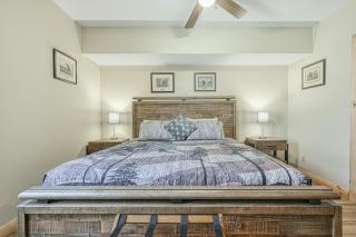 Curb-Free Chalet - McHenry - 2