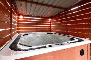 StayVista at Wooden House with Jacuzzi - Wada - 7