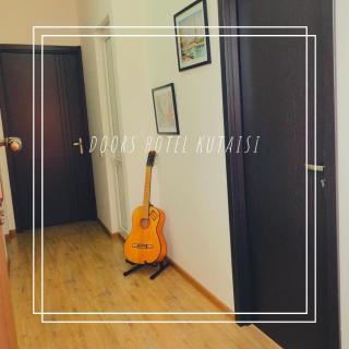 Doors - Kutaisi - 8