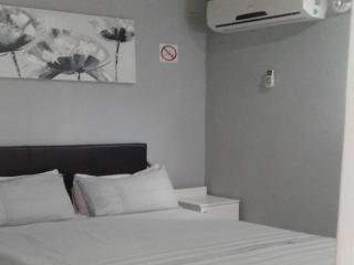 Iqhayiya Guest House - Durban - 6