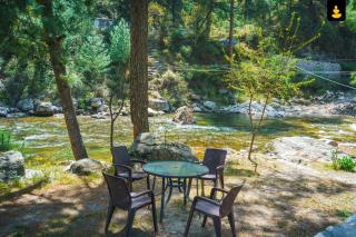 LivingStone Backwater Resort Tirthan Valley - Banjār - 8