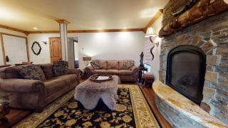 Mammoth Estates Deluxe 2 Bedroom Condos - Mammoth Lakes - 0