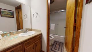 Mammoth Estates Deluxe 2 Bedroom Condos - 4