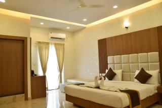 Sukhi A Luxury Stay Inn - Chikmagalūr - 1