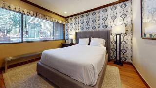 Mammoth Estates 4 Bedroom Condos - Great for Families! - 1