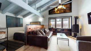 Mammoth Estates Studio Condos 2 Blocks from The Village Gondola Station - 3