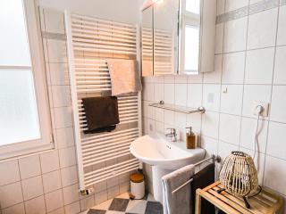 #111 - LUX-Flat Lennep - Altstadt - Netflix & Amazon Prime - Felswand - Remscheid - 4