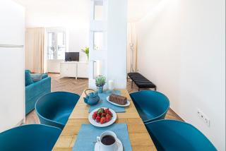 Magdalena Plaza - Sevilla - 6