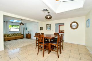 Heated Pool Home - VERY close to Siesta Beach, Restaurants & Shops! - Sarasota - 1