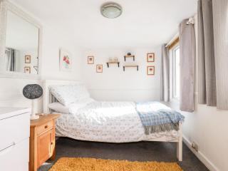 The Moonbeach Cabin - 2