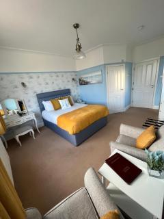 Between the Bays exclusively for Adults - Llandudno - 9