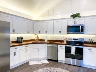 Lake Tree Loft mins from the Beach-Barn Style Chic - Vero Beach - 5