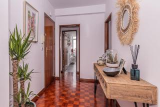 Cozy 3 bedroom apartment in front of the subway - Lisbona - 9
