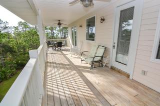 This is It! 6 Rooms! Bay views, Pool, Games, Bikes & More, Sleeps 17! - 8
