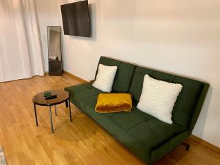 Studio Stevie Nicks I Parking Spot I Workplace I 24in Screen I Kitchen I PS4 - Offenbach - 6