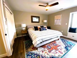 Harborview 3-6-8 on Main - 5