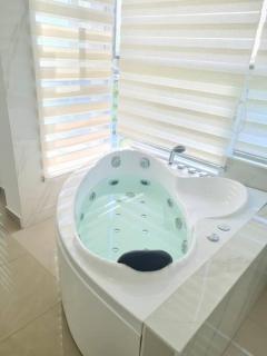 Ecusuites Playas Suite 3 Preference Balcón & Jacuzzi Vista al Mar - Playas - 1