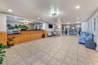 Best Western Plus John Jay Inn & Suites - Palmdale - 0