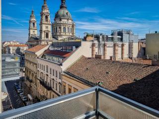 Breathless Basilika view elegant flat with balcony NEED RESERVATION X FREE PARKING - Budapest - 7