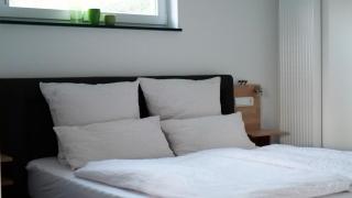 schöne 2-Raum-Ferienwohnung mit Terrasse - Haus Ostseeblick 1 FeWo Backbord - Lohme - 4