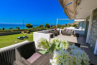 Mira Mare Beachfront Villa - Nea Skioni - 2