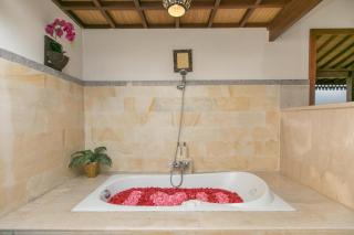 Frida Villa Ubud by Best Deals Asia Hospitality - Ubud - 8