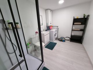 Grand studio Gravelines centre , 5 mn du cnpe et de la plage, absence de chambre privative - Gravelines - 2