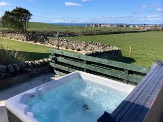 Dourie Farmhouse - 9
