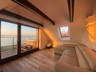 Hullám Panorama & Jacuzzi - Balatonlelle - 8
