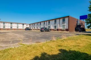 OYO Hotel Morton East Peoria I-74 - Morton - 3