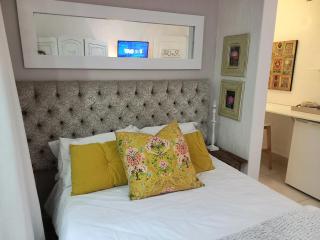 Royal Palm Suite, Villa Roc Guesthouse, Salt Rock Ballito, Solar Power - Salt Rock - 6