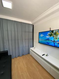 101- Lindo Apartamento Amplo e decorado, 2 quartos, sala, cozinha completa, mobiliario moderno, lavanderia , Excelente localização no bairro Bigorrilho - 4