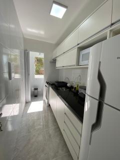 101- Lindo Apartamento Amplo e decorado, 2 quartos, sala, cozinha completa, mobiliario moderno, lavanderia , Excelente localização no bairro Bigorrilho - Curitiba - 7