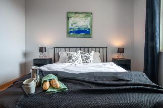 M&J Apartments - Garden Gates - 3