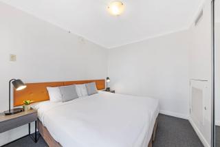KOZYGURU Sydney CBD Lovely 2 Bedroom APT with Amazing City View NHA653 - Sydney - 6