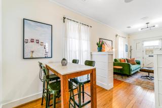 Beautiful Art Bungalow - Dallas - 2