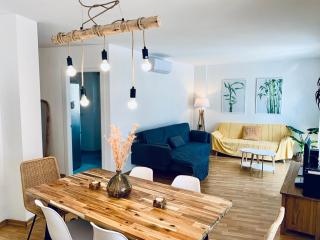 Hauzify I Apartament Fortuny - 0