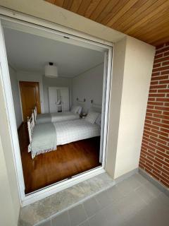 KEY HOUSE - Laguardia - 2