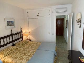 First Line, to the beach, 1 bed Apt , Sleeps - Benalmádena - 1