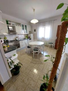 Spacious apartment Ita - near beach (terrace, sea view) - Postira - 4