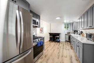 Red Cottage Charmer - 4